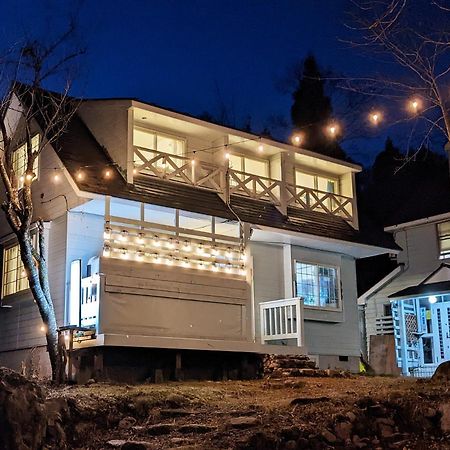 Villa モンブラン白馬ファミリア バケーションハウス Hakuba Esterno foto